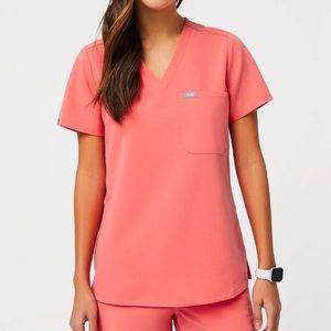 Figs Catarina One-Pocket Scrub Top in Hot Coral